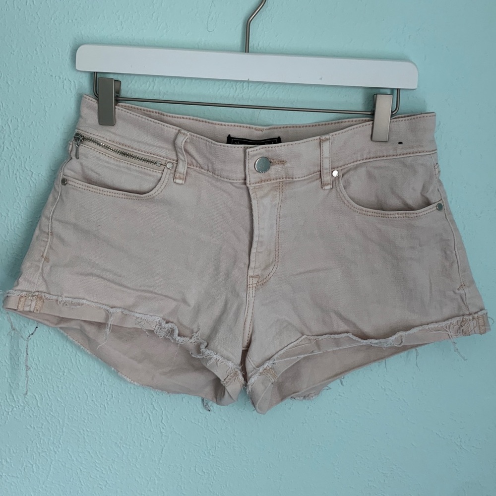 Light pink Abercrombie shorts